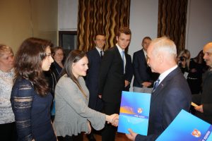 Uroczystość wręczania stypendiów dla najlepszych uczniów szkół ponadgimnazjalnych i studentów z terenu Powiatu Będzińskiego